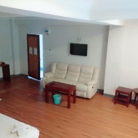 Lanmadaw Plaza Hotel China Town Γιανγκόν Εξωτερικό φωτογραφία