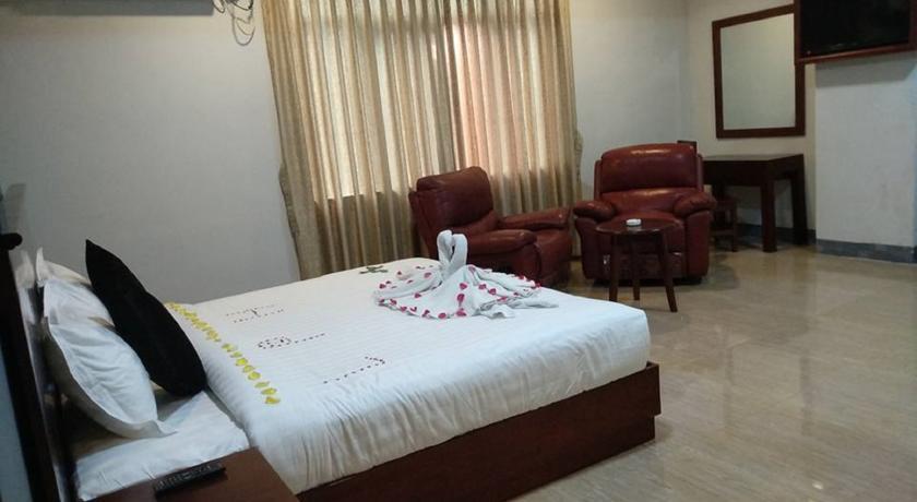 Lanmadaw Plaza Hotel China Town Γιανγκόν Εξωτερικό φωτογραφία
