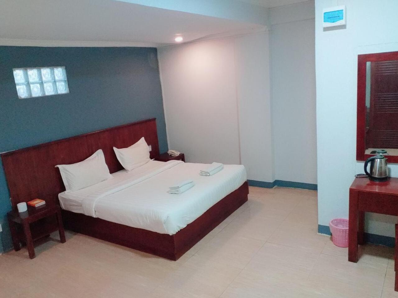 Lanmadaw Plaza Hotel China Town Γιανγκόν Εξωτερικό φωτογραφία