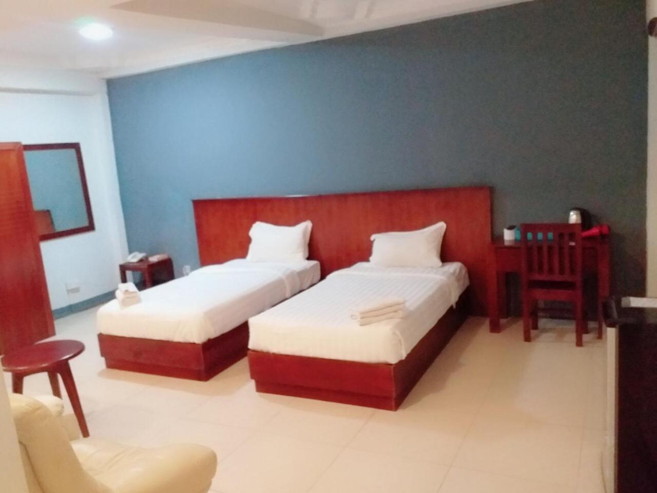 Lanmadaw Plaza Hotel China Town Γιανγκόν Εξωτερικό φωτογραφία