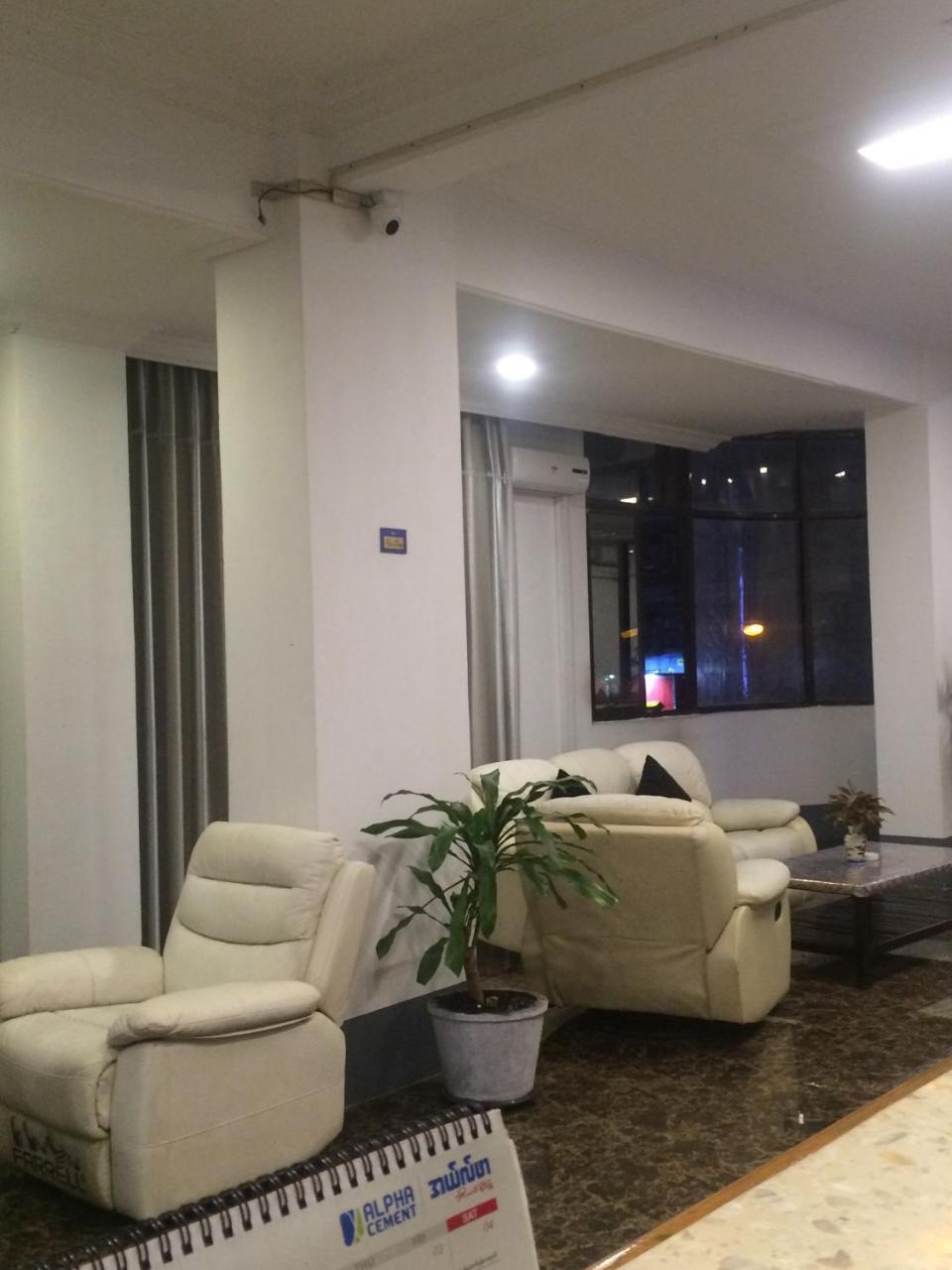 Lanmadaw Plaza Hotel China Town Γιανγκόν Εξωτερικό φωτογραφία